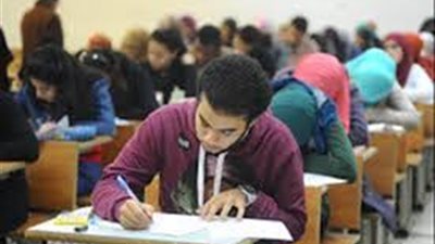 التعليم: تشديد الرقابة على أكثر من 15 لجنة بالثانوية للسيطرة على محاولات الغش الإلكترونى