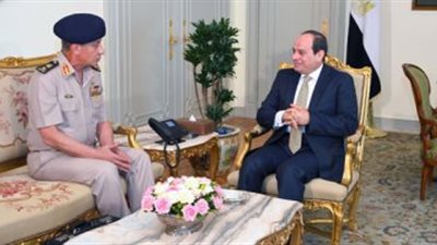الرئيس السيسي يستقبل الفريق محمد زكى وزير الدفاع