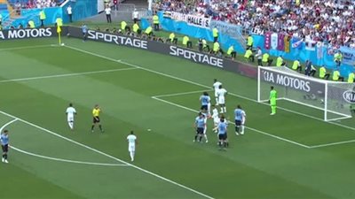 بالفيديو.. أوروجواى تطيح بمصر والسعودية من مونديال روسيا