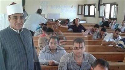 رئيس أزهرية الإسماعيلية يتفقد امتحانات التأهيل التربوي 