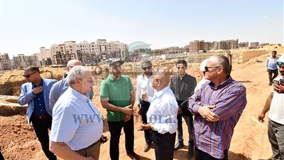 مدبولى يطمئن على الموقف التنفيذى لوحدات العاصمة الإدارية الجديدة قبل أيام من طرحها للحجز