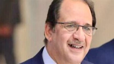 عاجل| اللواء عباس كامل يؤدى اليمين الدستورية رئيسا للمخابرات العامة 