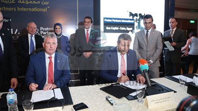 بالصور.. وزير التعليم العالي  يشهد مراسم توقيع اتفاقية شراكة بين مجموعة 