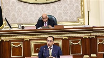 رئيس الوزراء يكشف عن مفاجأة لاصحاب البطقات التمونية