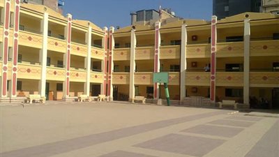 ننشر.. أسماء أوائل الدبلومات فى مدرسة مطوبس الثانوية التجارية 