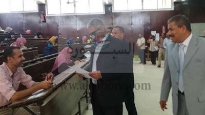 رئيس جامعة جنوب الوادى يعلن استمرار امتحانات الدراسات العليا غداً الأحد بكليات الجامعة