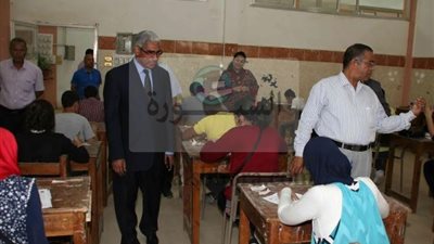 لليوم الثاني..جامعة جنوب الوادى تستقبل طلاب الثانوية لأداء اخبارات القدرات