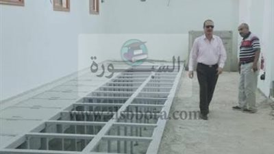 وكيل كهرباء الأقصر يتفقد عملية إنشاء لوحة توزيع الفندقية وسط المحافظة