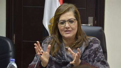وزيرة التخطيط : حصر شامل لجميع العاملين بالدولة.. وتكشف عن تدريب تحويلي للموظفين