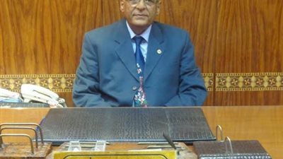 وكيل أول المعلمين يشيد باهتمام الرئيس عبد الفتاح السيسي بملف التعليم