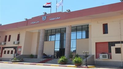 محافظ بني سويف يسلم 724 شهادة أمان  للأولى بالرعاية مقدمة من جمعية الأورمان بالتعاون مع بنك القاهرة