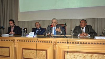 شوقي: نسعي لاستعادة هيبة المعلم.. و كارت مسجل يرافقه طوال رحلة التدريب