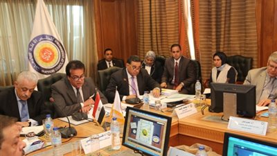 رسميا| وزير التعليم العالي : تخفيض الحد الأدنى للقبول بالجامعات والمعاهد العليا بحد أقصى 2%