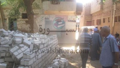 إزالة 30 حالة تعد على أملاك الدولة بإسنا جنوب الأقصر