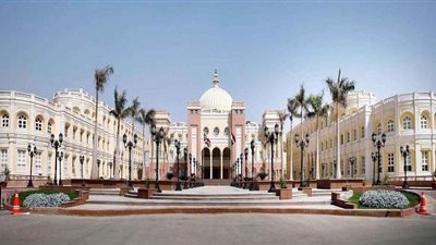 بيان بالمنح الدراسية الكاملة المقدمة من الجامعة البريطانية فى مصر للعام الدراسى 2018/2019