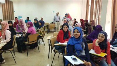 دورات لتنمية مهارات تدريس الرياضيات والعلوم باللغة الانجليزية للمعلمين بجامعة بنها