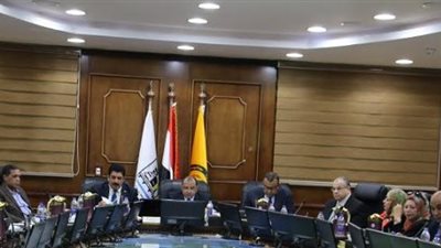 توقيع الكشف النفسى وتحليل المخدرات بشكل دورى لطلاب المدن الجامعية 