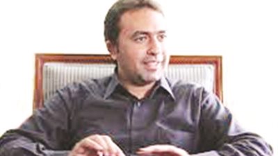 محمد عمر يعلن انباء سارة لجميع المعلمين على مستوى الجمهورية