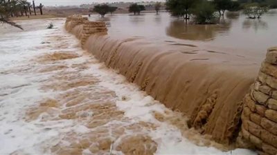 بالفيديو : الارصاد الجوية تعلن عن موعد موجة سيول التى تضرب البلاد وتحذر المواطنين  
