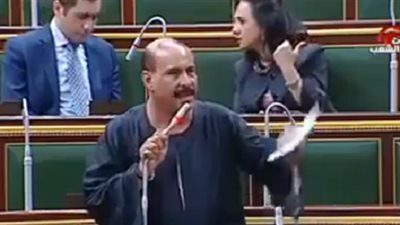 بالفيديو.. نائب برلمانى يطالب بصرف حافز الاثابة للمعلمين: