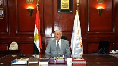 مصطفى ألهم يصل ديوان محافظة الأقصر