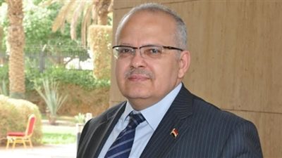 الخشت يستعرض انجازات جامعة القاهرة ويشكر جميع النواب والعمداء واعضاء هيئة التدريس والعاملين