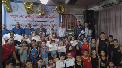 فريق الجمباز والكونغ فو بـ 