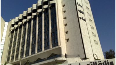 التعليم العالى: الغلق الادارى للأكاديمية المصرية العربية الأمريكية قانونى 