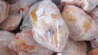 للمرة الثانية خلال شهر| رفع سعر الدواجن المجمدة لتصل 40 جنيهًا للكيلو .. زيادة اللحوم السودانية إلى 90 جنيها