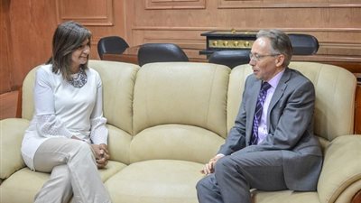 وزيرة الهجرة تلتقي السفير الأسترالي بالتزامن مع انتهاء أعماله بالقاهرة