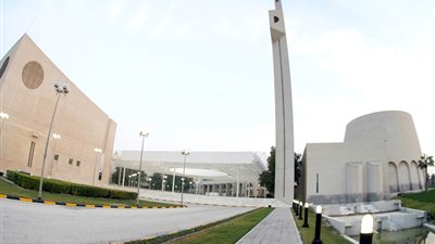 عاجل| جامعة البحرين تعلن عن وظائف جديدة لأعضاء هيئة التدريس في 17 تخصص 