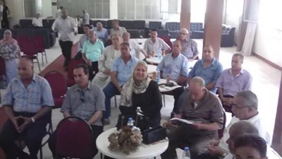 عاجل.. وكيل نقابة المهن التعليمية ينتقد تركيز التعليم على خطة التطوير.. واهمال مكافآت وحوافز المعلمين على أساسي 2014..  ورواتب المعلمين وقانون الكادر 