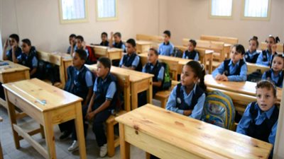 عاجل.. ننشر نصاب المعلمين فى كل مادة من مواد الصف الأول الابتدائى  2019/2018.. معلمى اللغة العربية 5 فترات والانجليزى فترتين