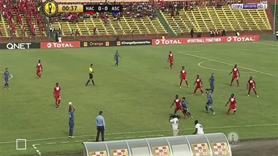 الاهلى يتعادل سلبيا مع حوريا الغينى فى الشوط الأول