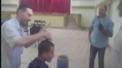 عاجل.. حلق شعر الطلاب غير الملتزمين فى اول يوم دراسى