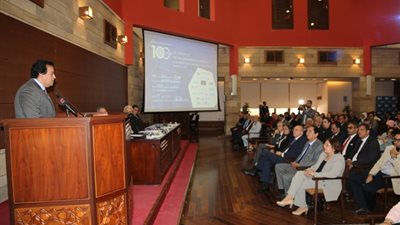 بالصور.. وزير التعليم العالى يشهد احتفال الجامعة الأمريكية بإعادة اعتمادها لمدة 10 سنوات