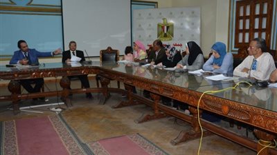 عاجل.. محمد عمر يعلن عن نظام حوافز جديدة للمعلمين والاداريين بالتربية والتعليم