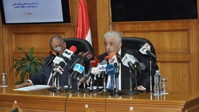 شوقي:  بروتوكول التعاون مع الأزهر الشريف لسد عجز المعلمين.. ووتوفير أماكن مناسبة لتلقى المناهج  
