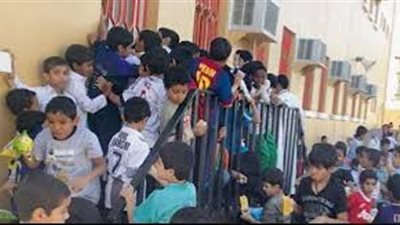 نيابة بلقاس تستدعى مدير ومشرف مدرسة الزهراء للتحقيق فى واقعة مصرع تلميذ