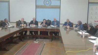 التعليم تشدد على تفعيل الكتب الدورية الخاصة بالاستعانة بالمُعلمين بداخل الإدارات والمديريات التعليمية وسد العجز داخل المدارس