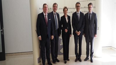 وزيرة الاستثمار الالمانية : مصر شريكا هاما لنا وفخورين بالجامعة الالمانية بالقاهرة