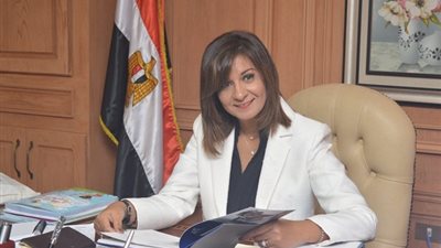 وزيرة الهجرة تبحث إطلاق مبادرة 