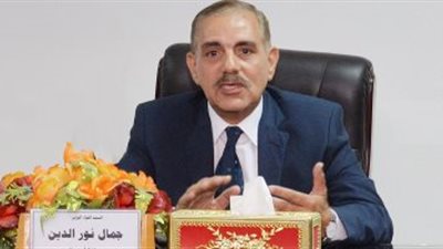 ايقاف معلم شهرا وتحويله للتحقيق.. فقأ عين تلميذة بالصف السادس الابتدائى