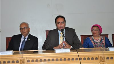 محمد عمر: ترقية 480 ألف معلم بأثر رجعي من 1 يناير 2018