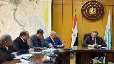 القوى العاملة : علاوة ١٠ % علاوة للعاملين بالمدارس الخاصة