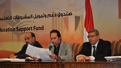 عمر للمعلمين خلال اللقاء الأسبوعى المفتوح: أنتم أصحاب رسالة ولستم بموظفين