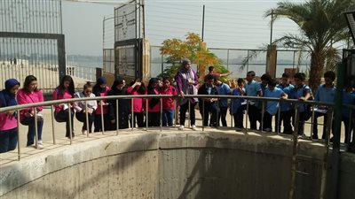 جولة لطلاب مدرسة المتفوقين للعلوم والتكنولوجيا فى شركة مياه الشرب بأسيوط للتعرف على مراحل تنقية المياه وأهمية ترشيد استهلاكها