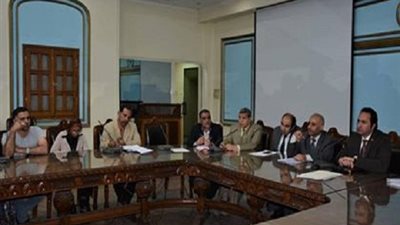 محمد عمر : فى حالة النقل التعسفى سوف يعود المعلم الى مكانه ويعاقب من فعل ذلك