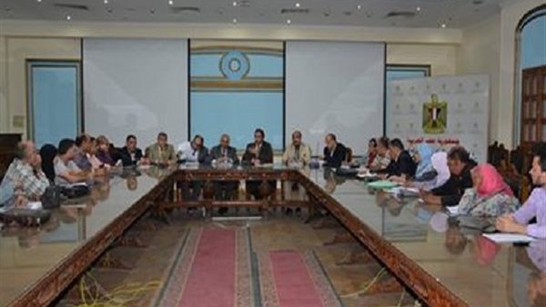 د محمد عمر وقيادات