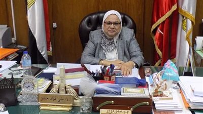  عميدة ألسن عين شمس تهنئ طلاب الإتحاد الطلابي 2018-2019